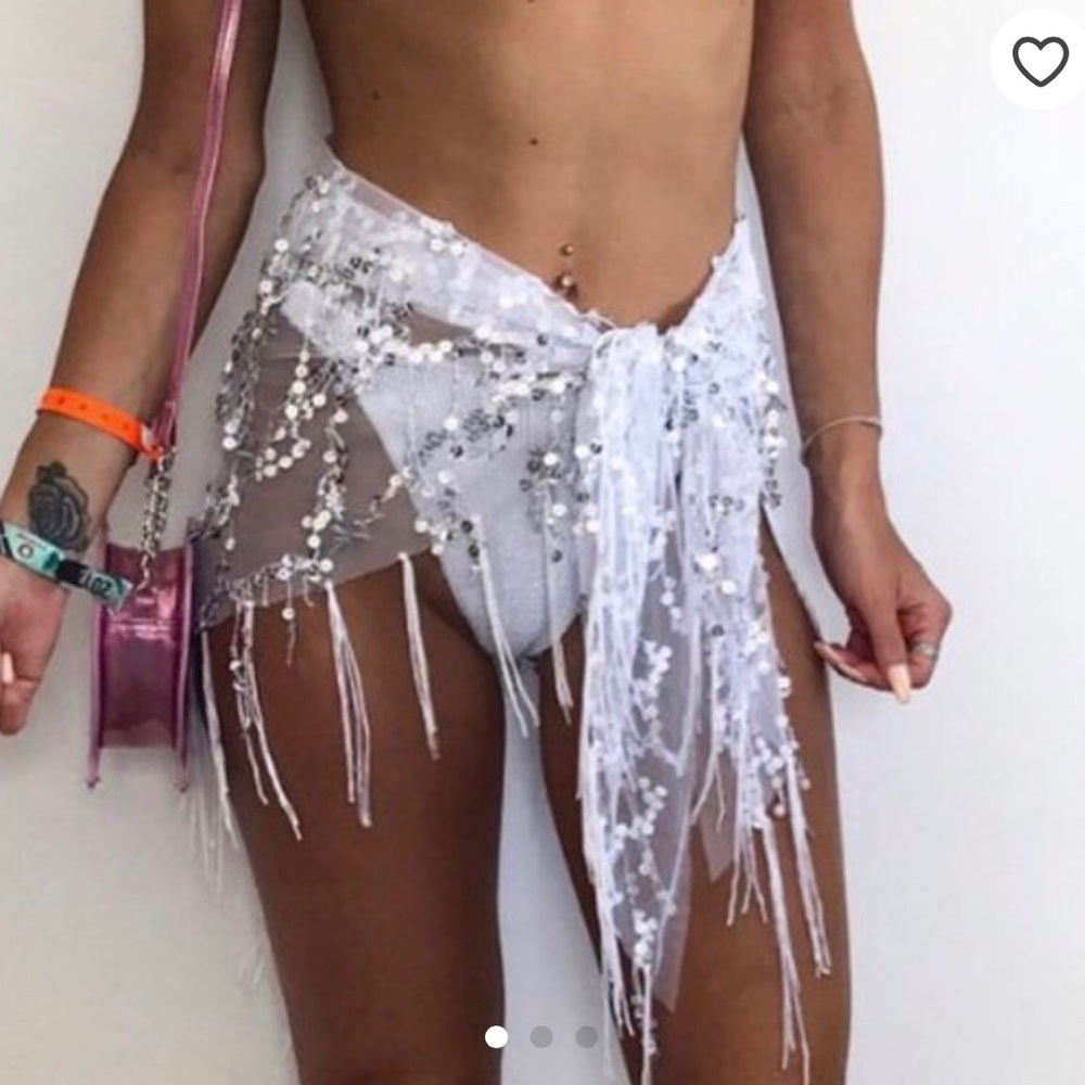 Iridescent beach wrap